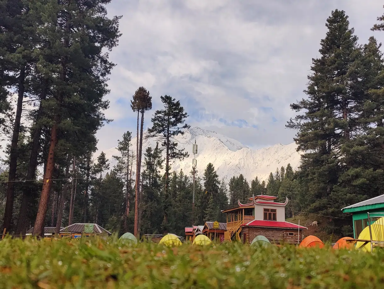 Decide whether to stay in a lodge or camp — Offbeat Camper photograph