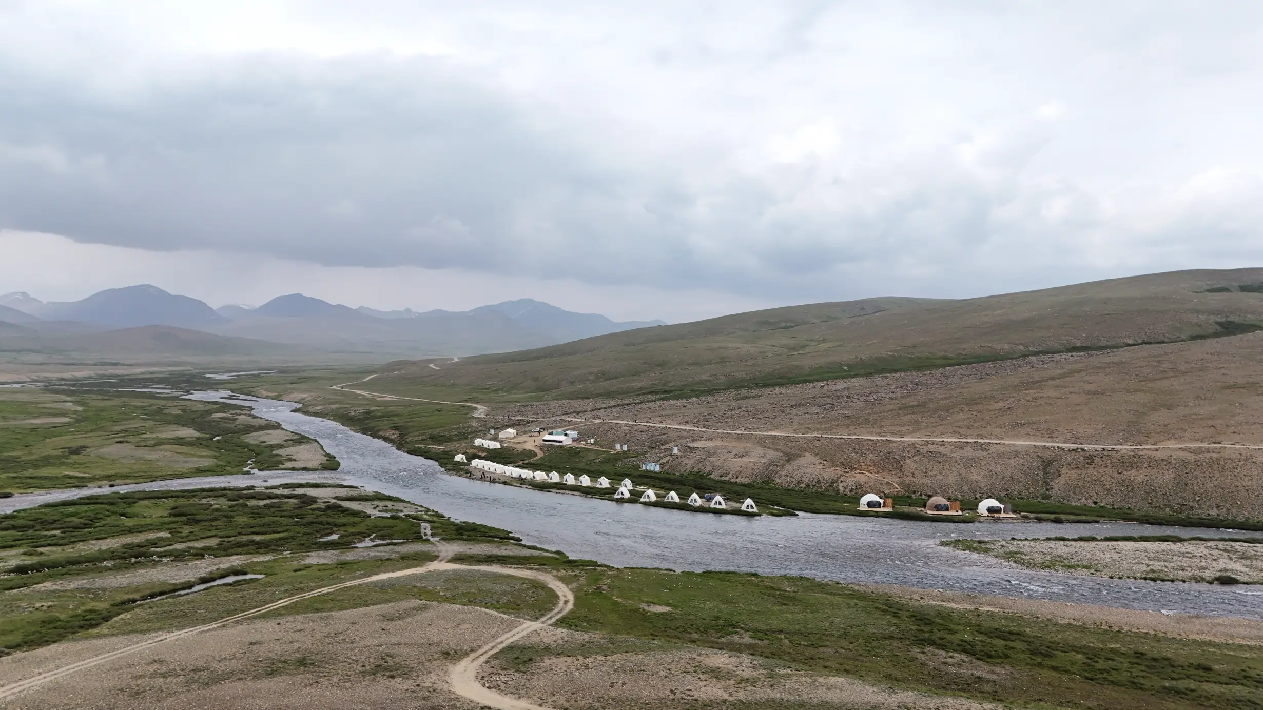 Expansive mountain landscape of Deosai Plains